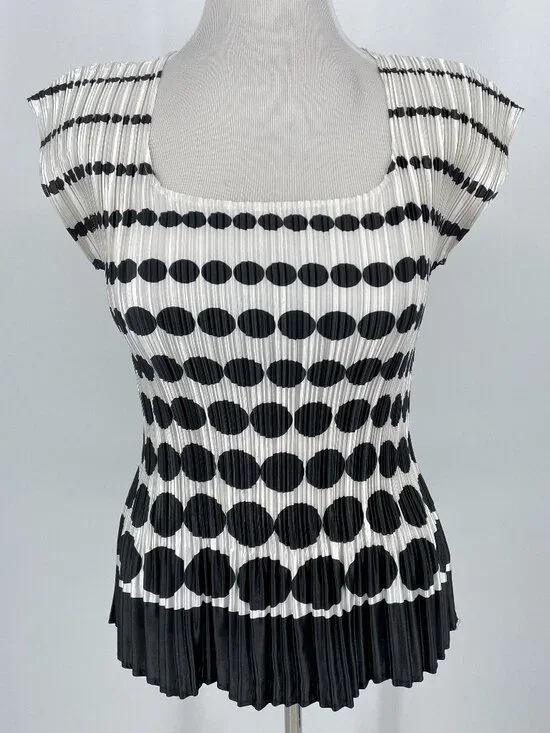 Vintage Black White Polka Dot Plisse Pleated Top Cap Sleeve Mod Op-Art - Picture 1 of 8